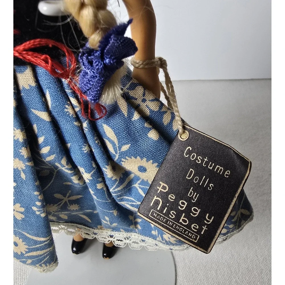 Peggy Nisbet Doll Girl From‎ Switzerland Costume N 107-8 Inches Tall